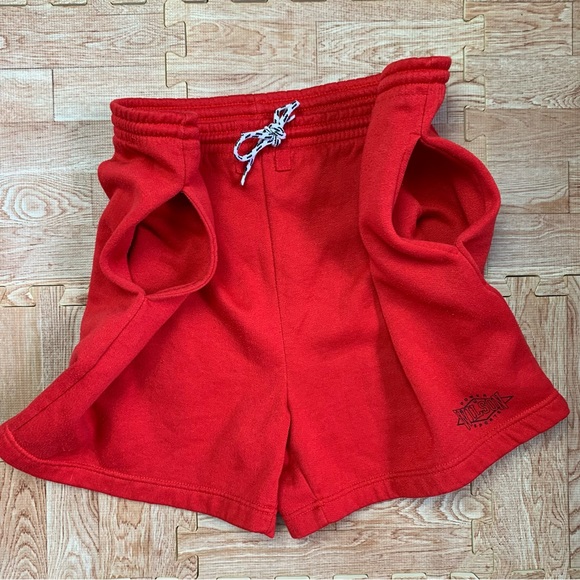 Vintage Wilson Sports Sweat Shorts Red Medium Gym Tennis Made in USA 80s / 90s - Picture 2 of 14